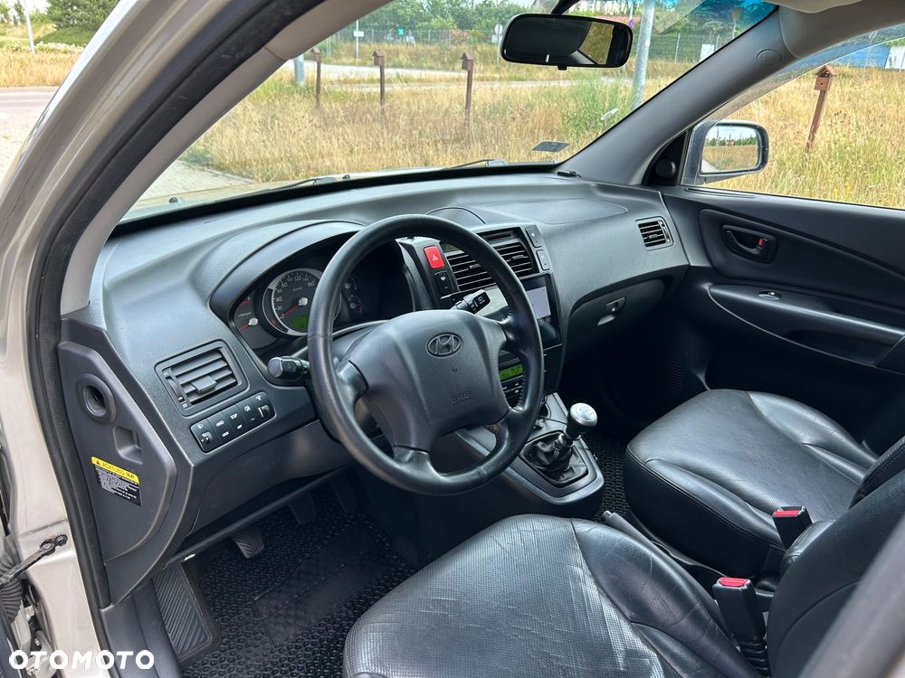 Hyundai Tucson 2.0 CRDi VGT 4WD GLS - 12