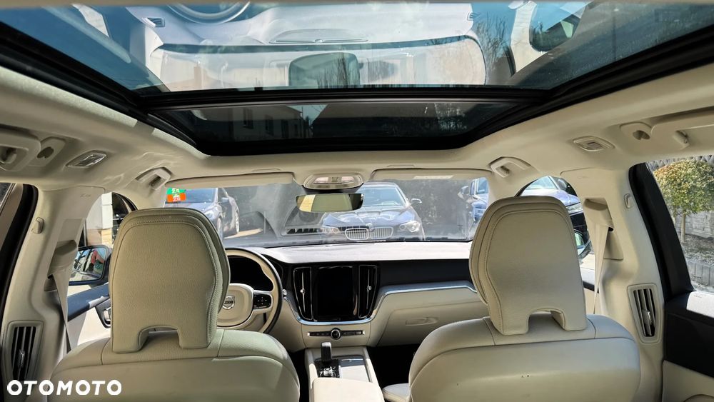 Volvo V60 B4 D Ultimate Bright - 26