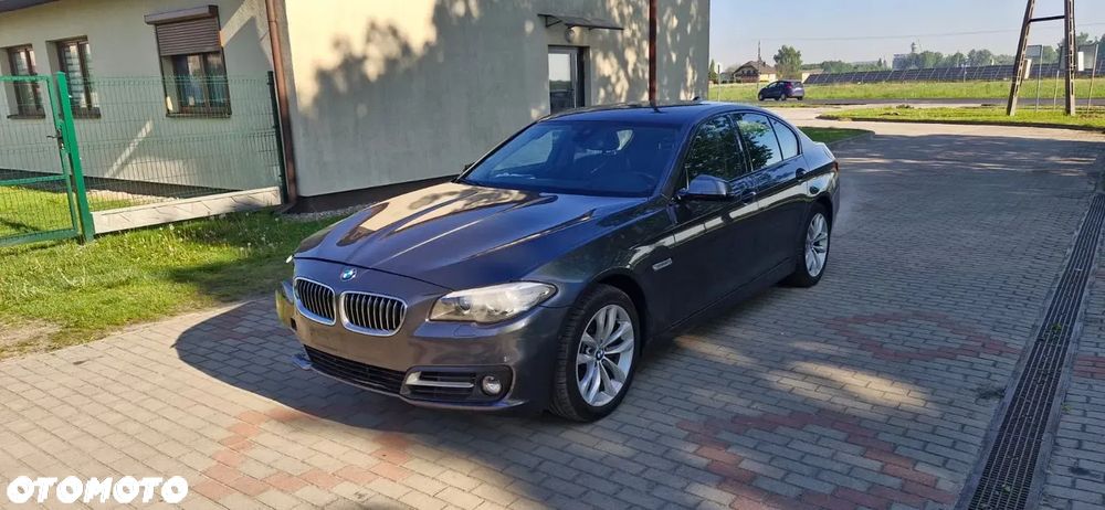 BMW Seria 5 530d xDrive Sport-Aut Luxury Line - 1