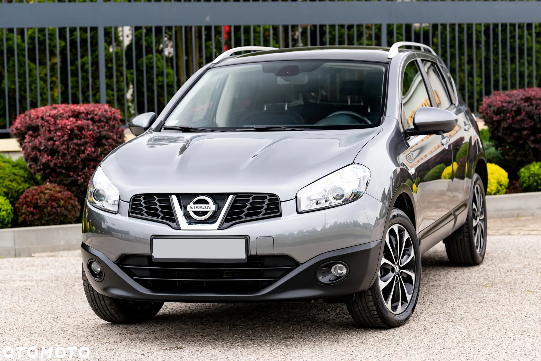 Nissan Qashqai 2.0 4x4 CVT 360 - 5