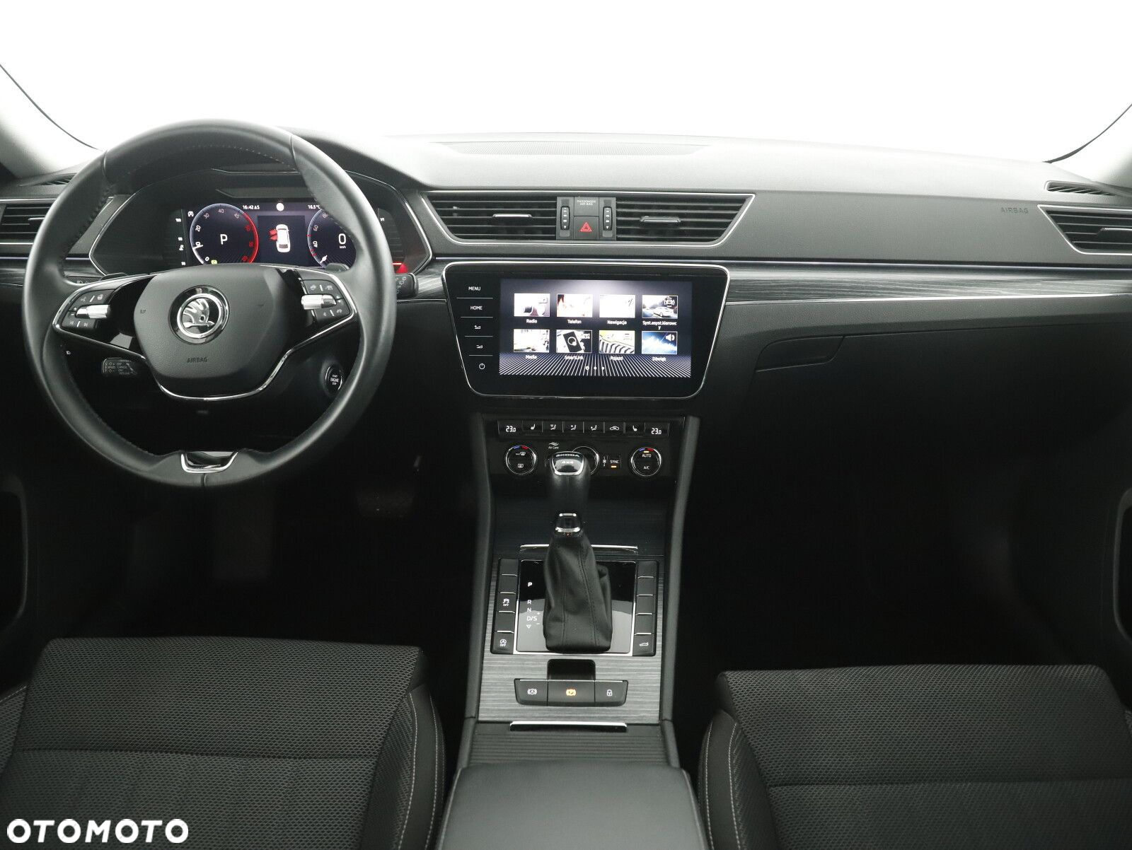 Skoda Superb 2.0 TDI SCR 4x4 Style DSG - 11