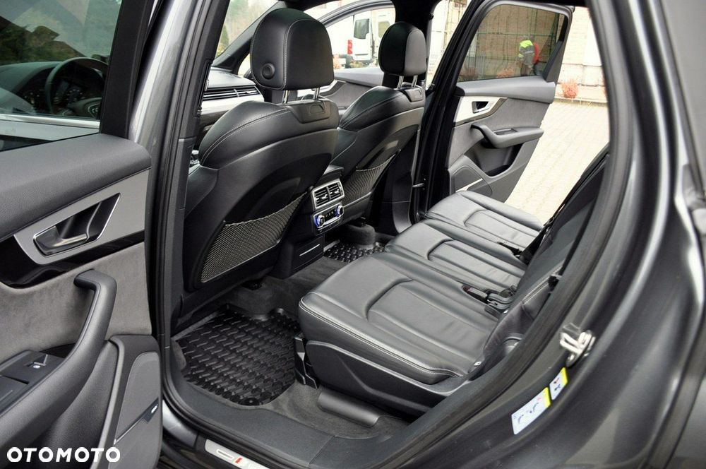 Audi Q7 - 22