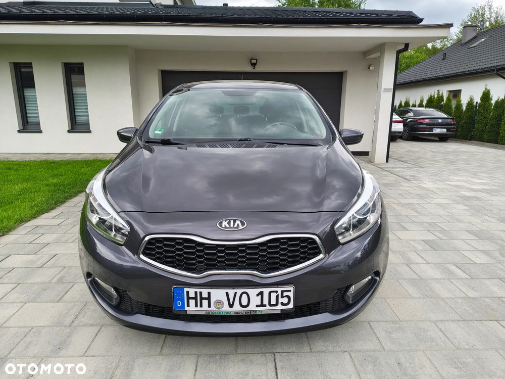 Kia Ceed 1.4 CVVT Attract - 3