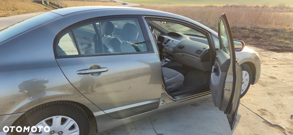 Honda Civic 1.8 Comfort - 12