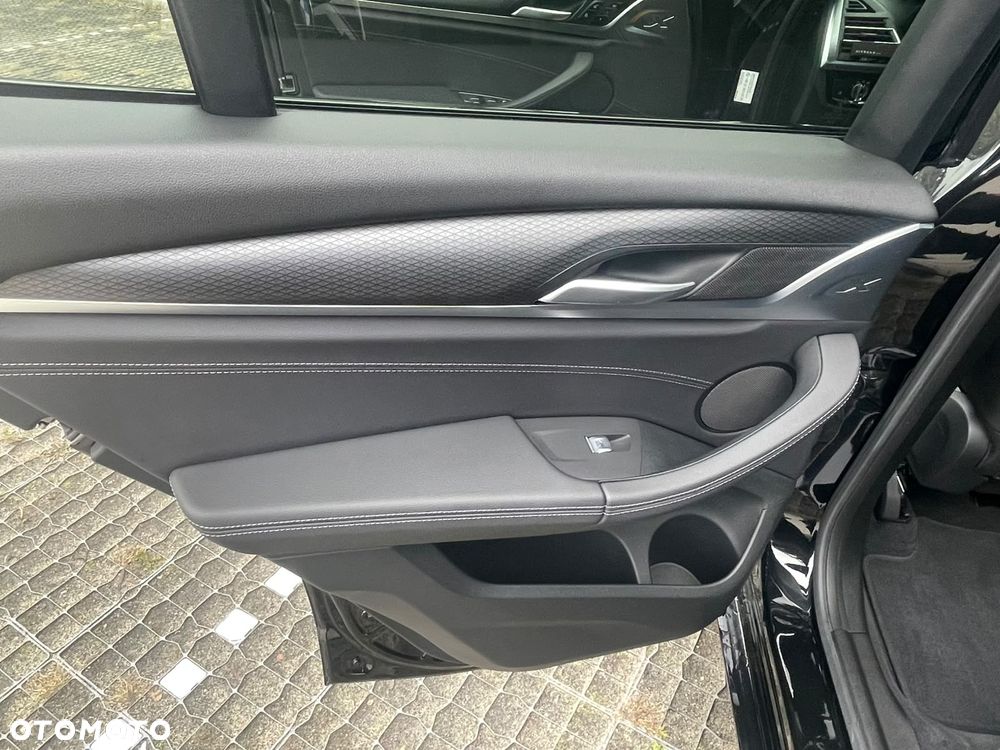 BMW X3 - 23