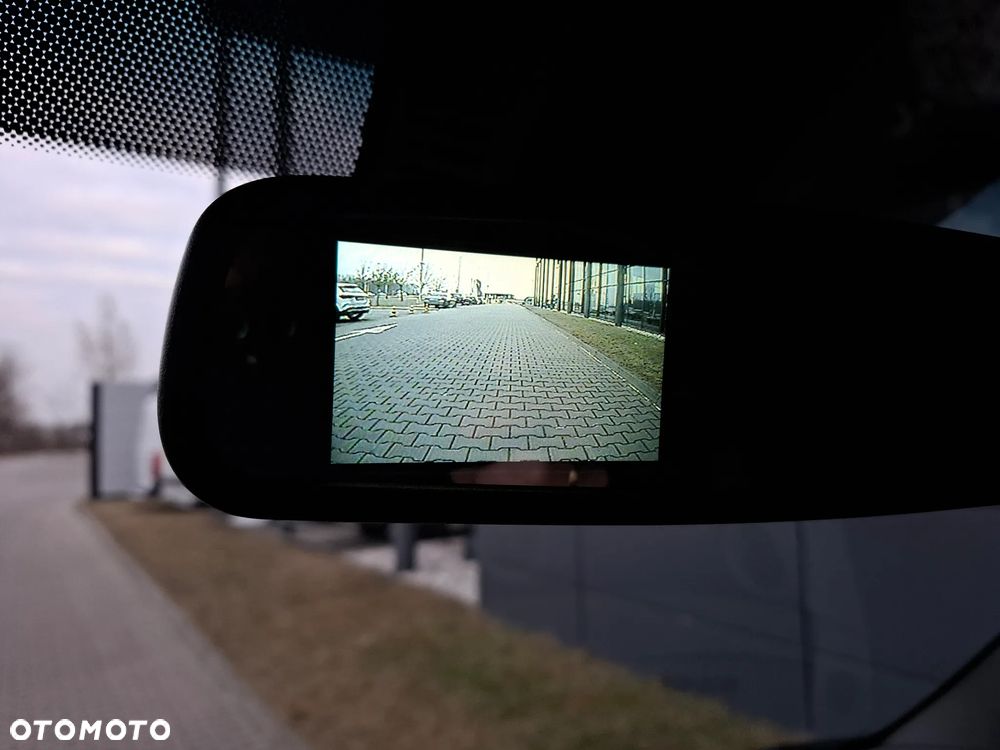 Mercedes-Benz Sprinter - 16