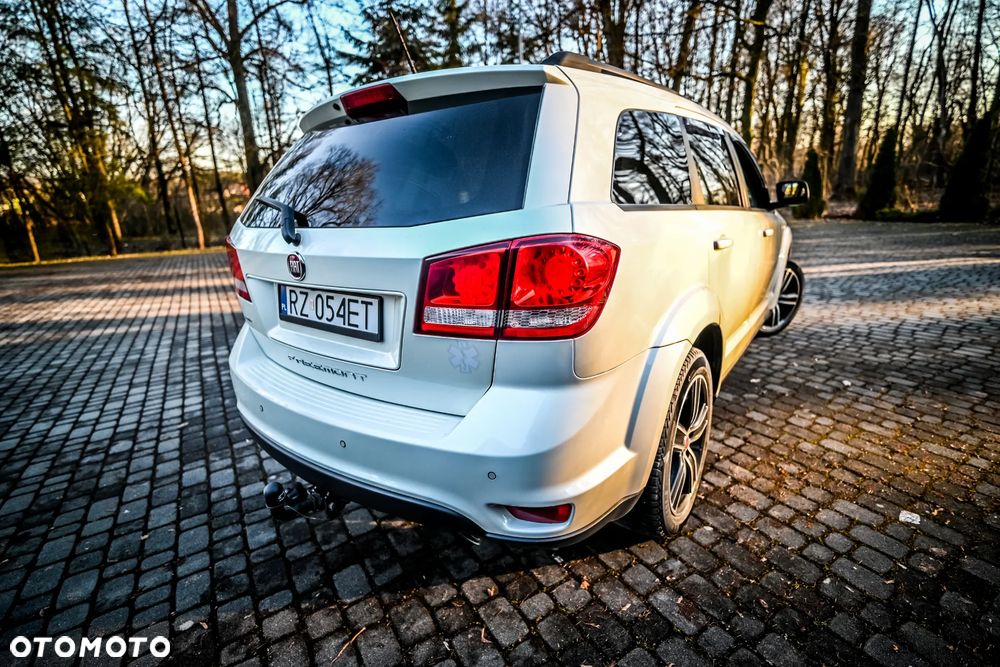 Fiat Freemont 2.0 Multijet 16V DPF Automatik Allrad Black Code - 5