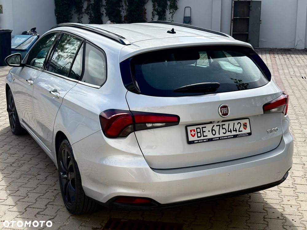 Fiat Tipo 1.4 T-Jet Mirror - 4
