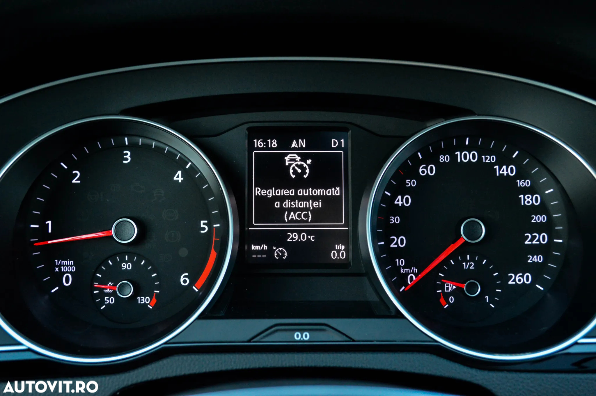 Volkswagen Passat Variant 2.0 TDI DSG (BlueMotion Technology) Comfortline - 17