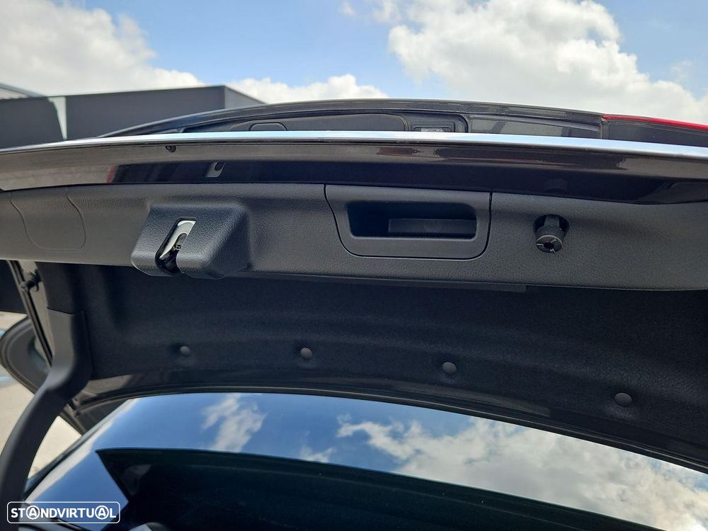 Mercedes-Benz C 300 de AMG Line - 20