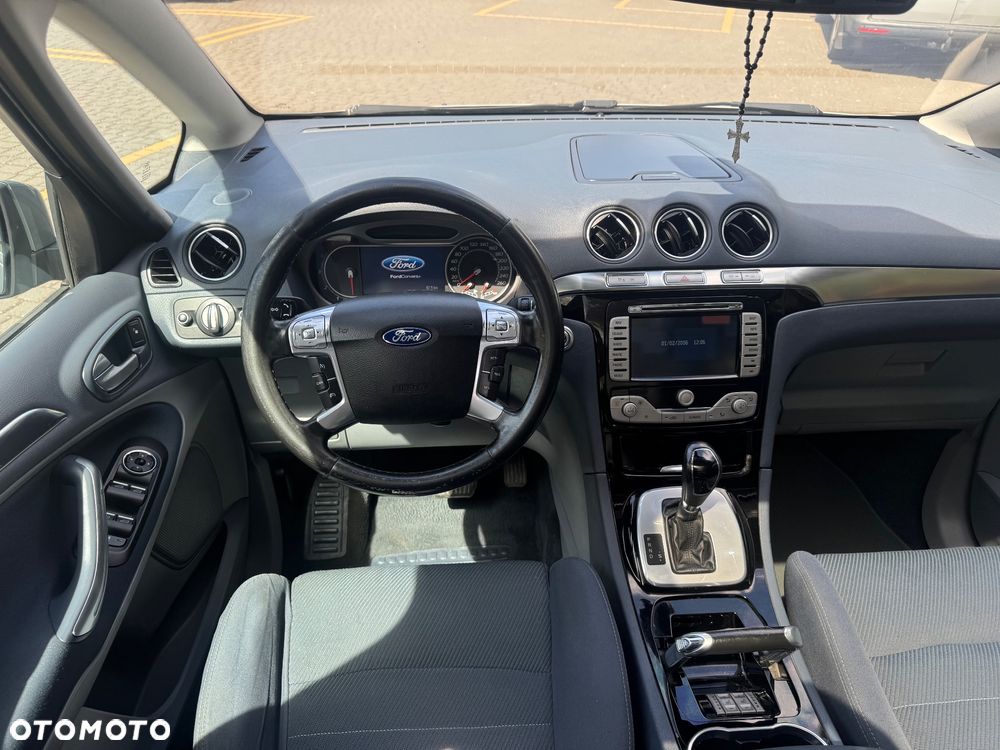 Ford S-Max 2.0 TDCi DPF Champions Edition - 28
