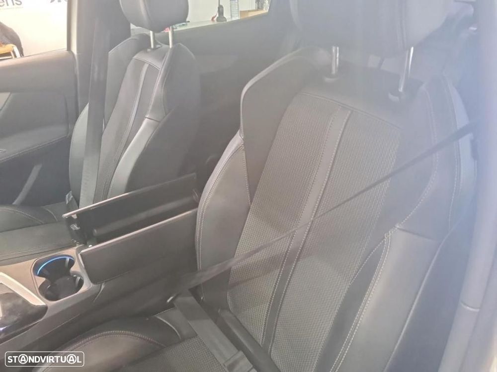 Peugeot 3008 1.5 BlueHDi GT Pack EAT8 - 4