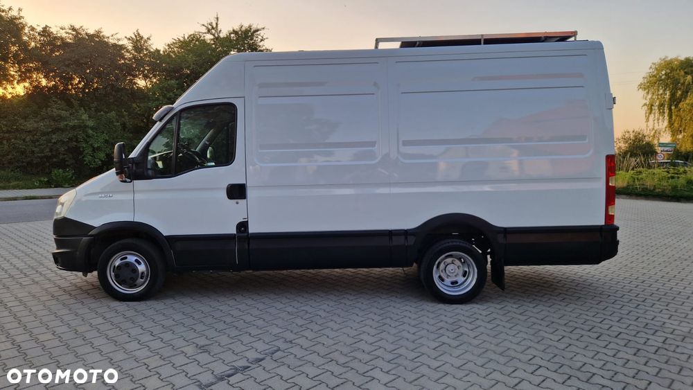 Iveco DAILY 35C13 Klima Elektryka Tempomat Na Bliźniaku Furgon 3os. Hak Serwis - 8