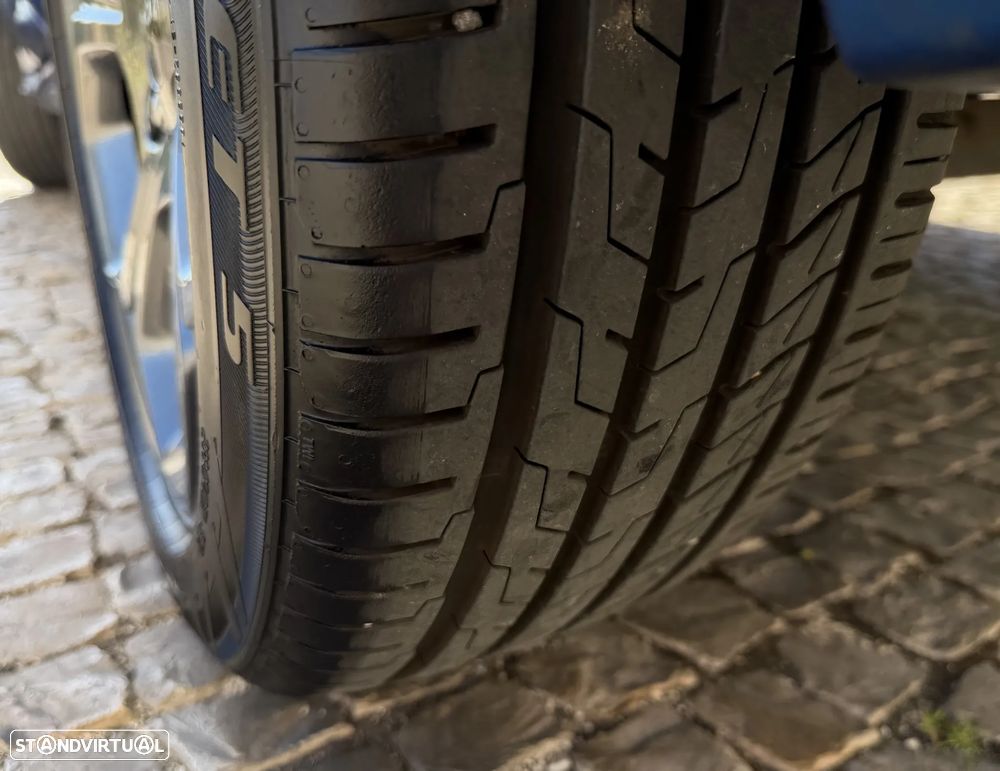Ford EcoSport 1.0 EcoBoost ST-Line Plus - 10