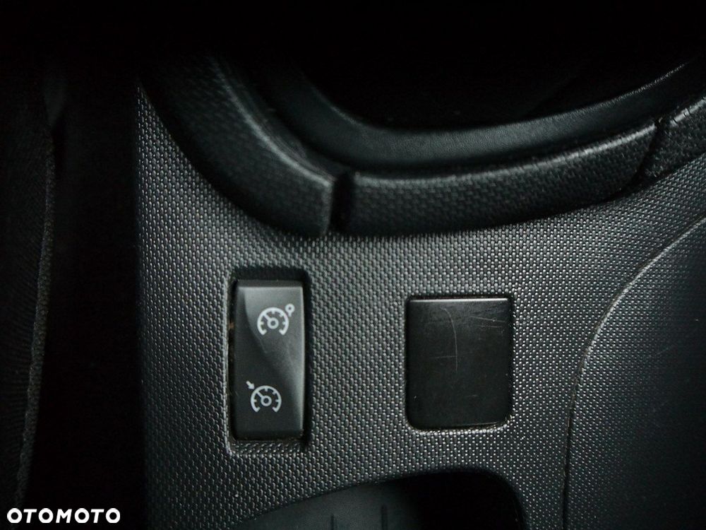 Renault Clio 1.2 16V Alize EU6 - 31