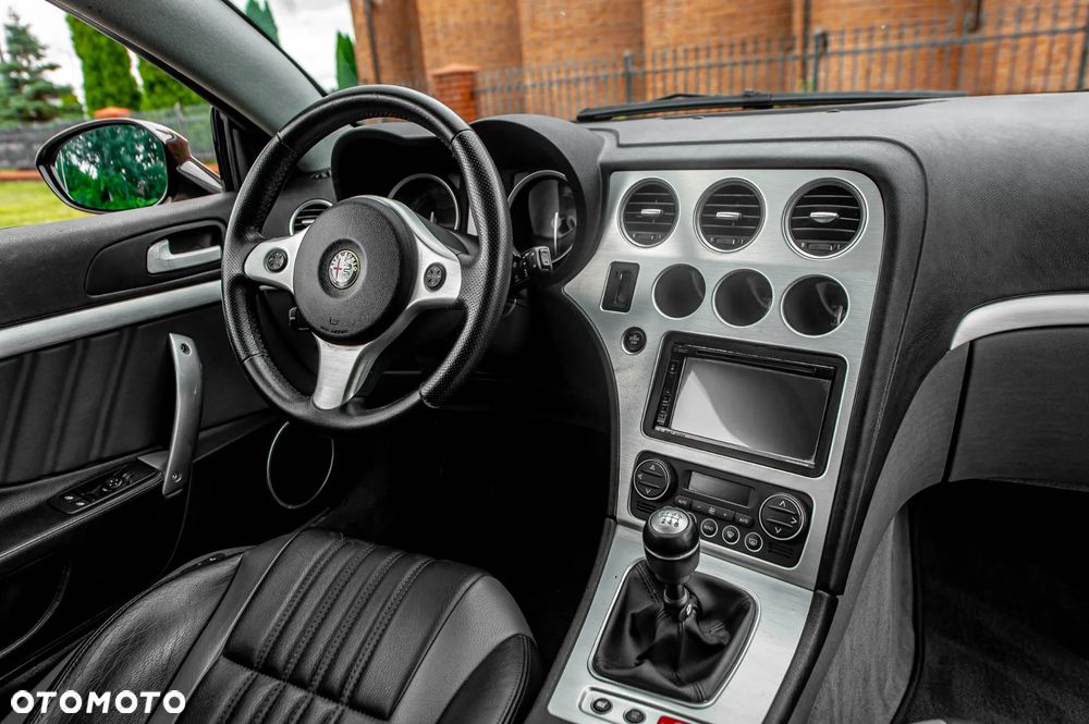 Alfa Romeo Brera 2.2JTS Sky View - 25