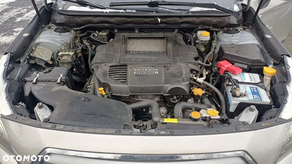 Subaru Outback 2.0D Exclusive Lineartronic - 16