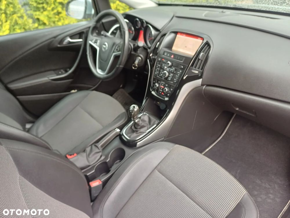 Opel Astra 1.4 Turbo Cosmo - 8