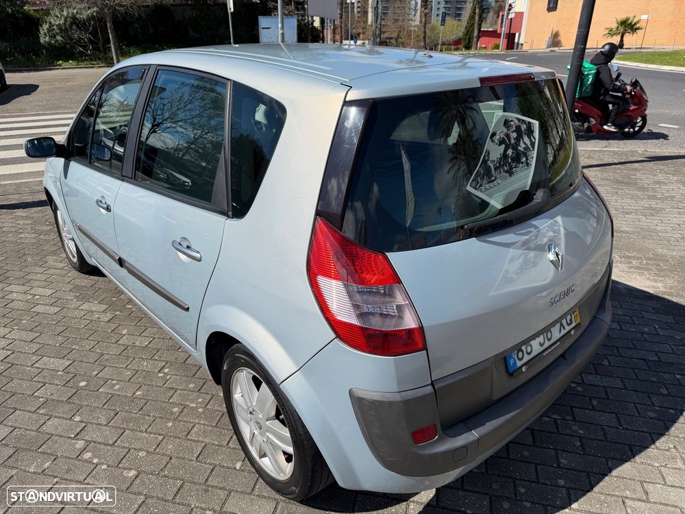 Renault Scénic 1.9 dCi Privilège Luxe - 8