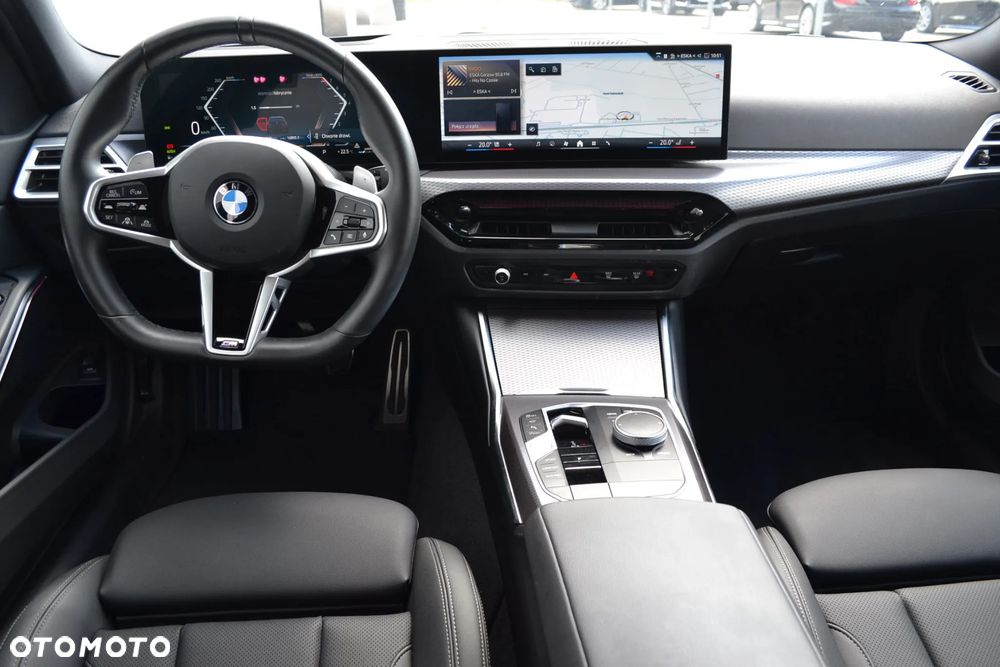 BMW Seria 3 330i xDrive M Sport sport - 13