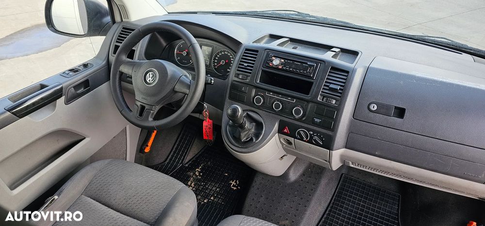 Volkswagen Transporter - 5