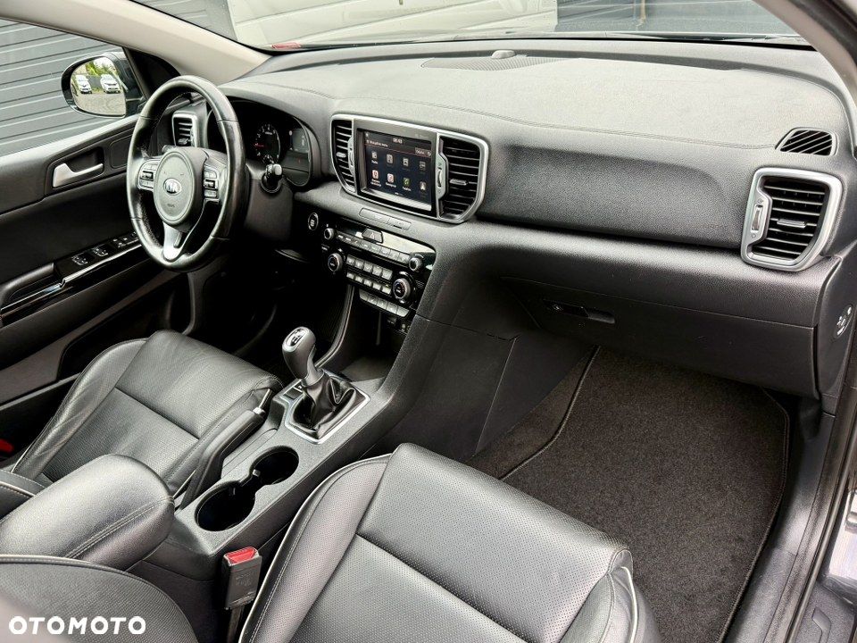 Kia Sportage 1.6 GDI 2WD Black Edition - 29