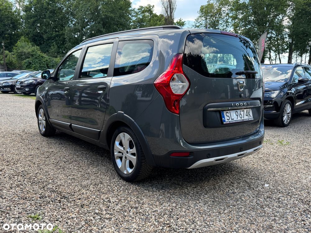 Dacia Lodgy TCe 115 Stepway - 4