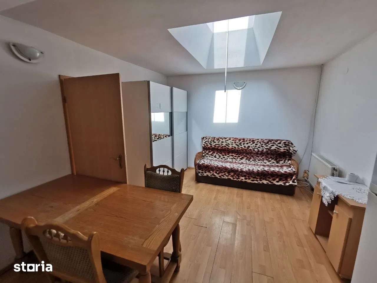 Apartament 2 camere Centru de inchiriat — fotografia 1