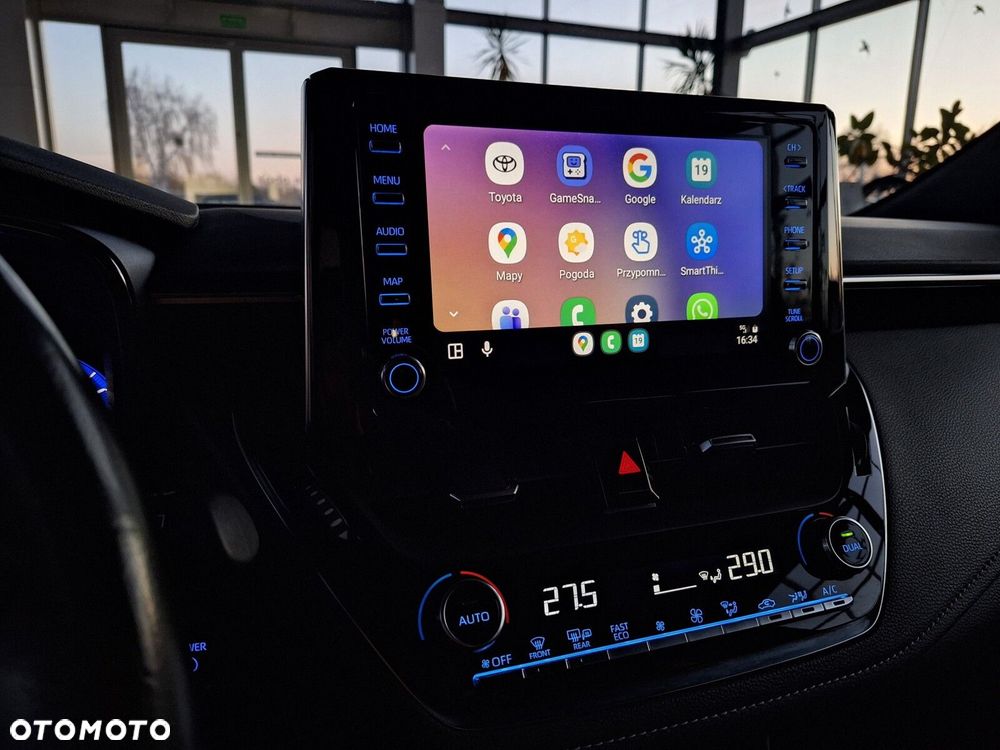 Toyota Corolla 1.8 Hybrid Comfort - 30