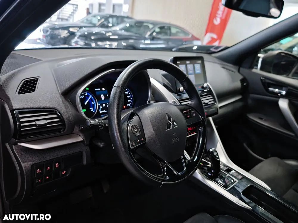Mitsubishi Eclipse-Cross Plug-In Hybrid 4WD Basis - 5