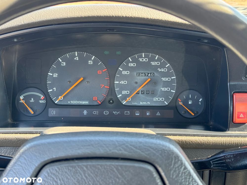 Mazda 626 2.0i GLX - 19