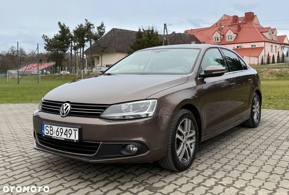 Volkswagen Jetta 1.4 TSI Highline Perfectline DSG - 4