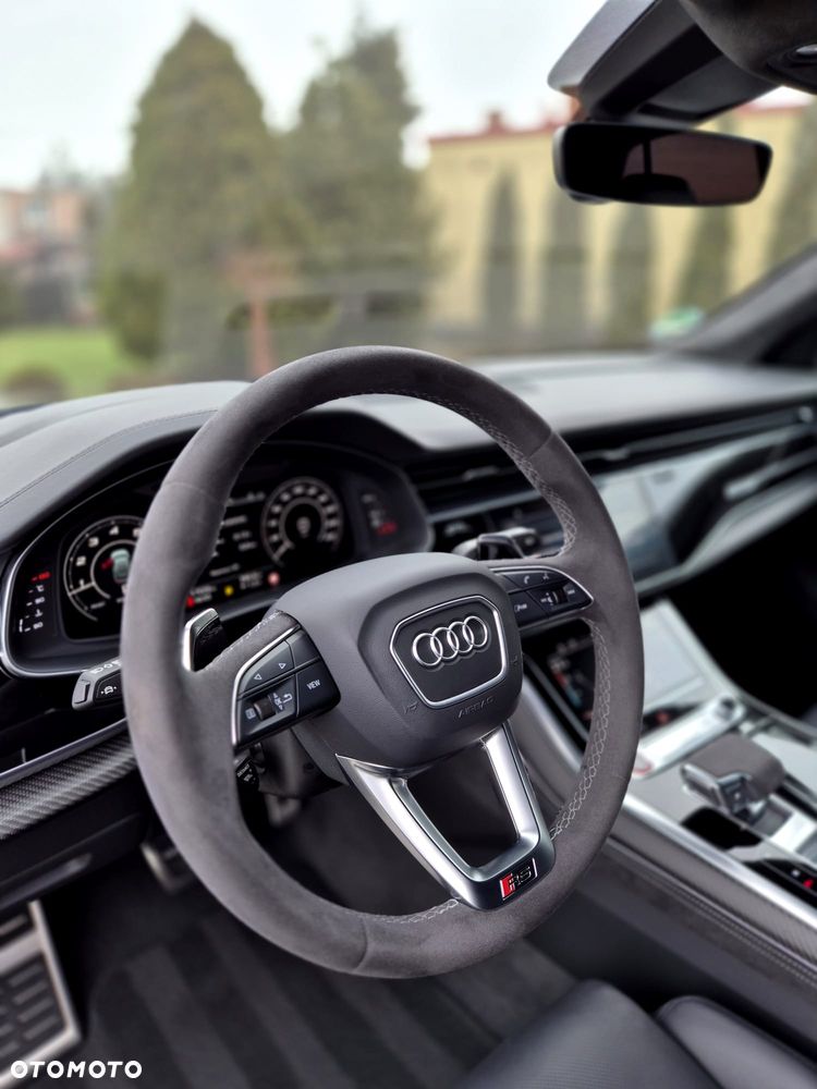 Audi RS Q8 - 16