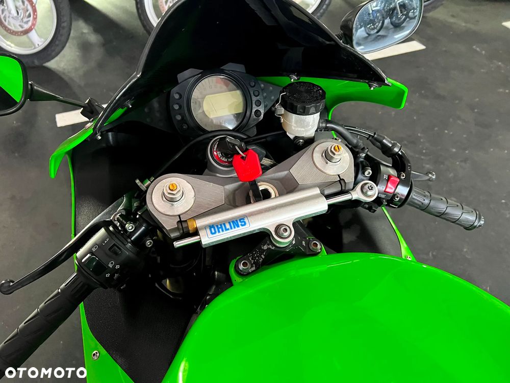 Kawasaki ZX - 19