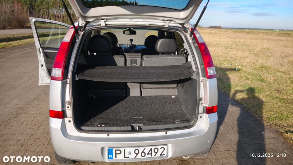 Opel Meriva 1.6 16V (Essentia) - 11