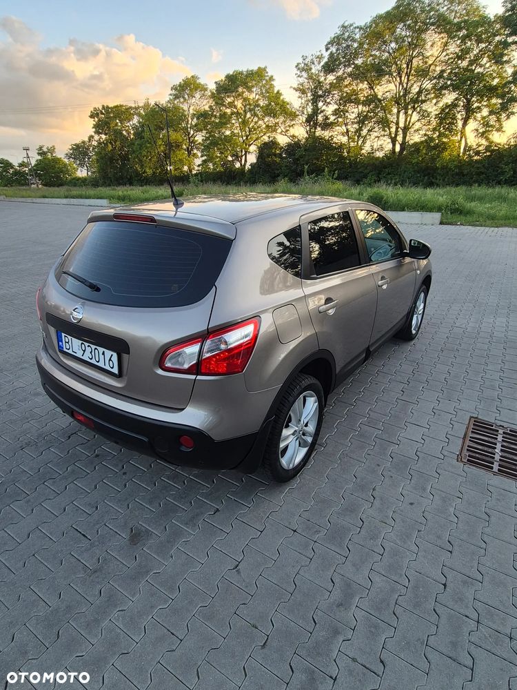 Nissan Qashqai 2.0 Tekna Premium - 5
