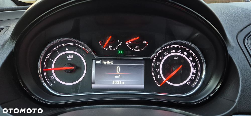 Opel Insignia 2.0 CDTI Cosmo S&S - 13