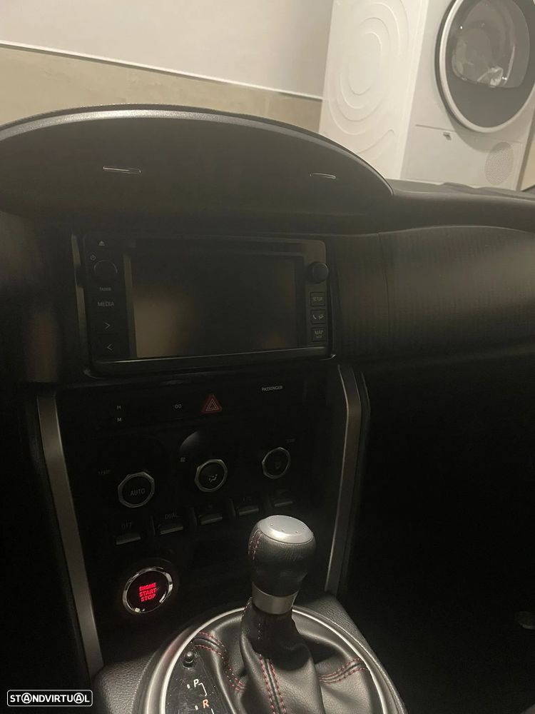Toyota GT86 Auto - 10
