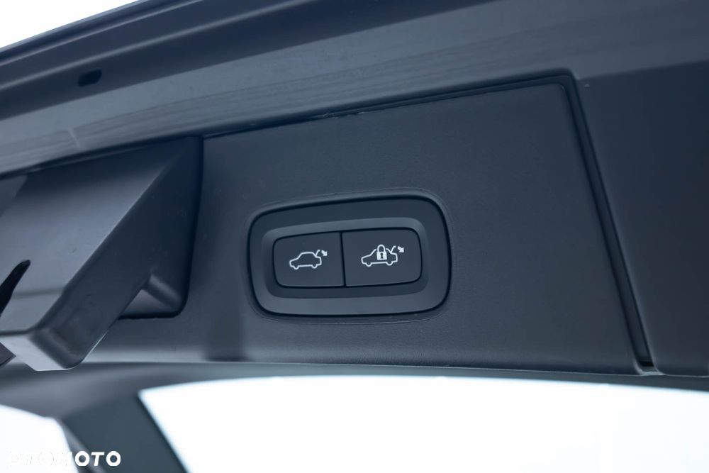 Volvo V90 T8 AWD Plug-In Hybrid Ultimate Bright - 39