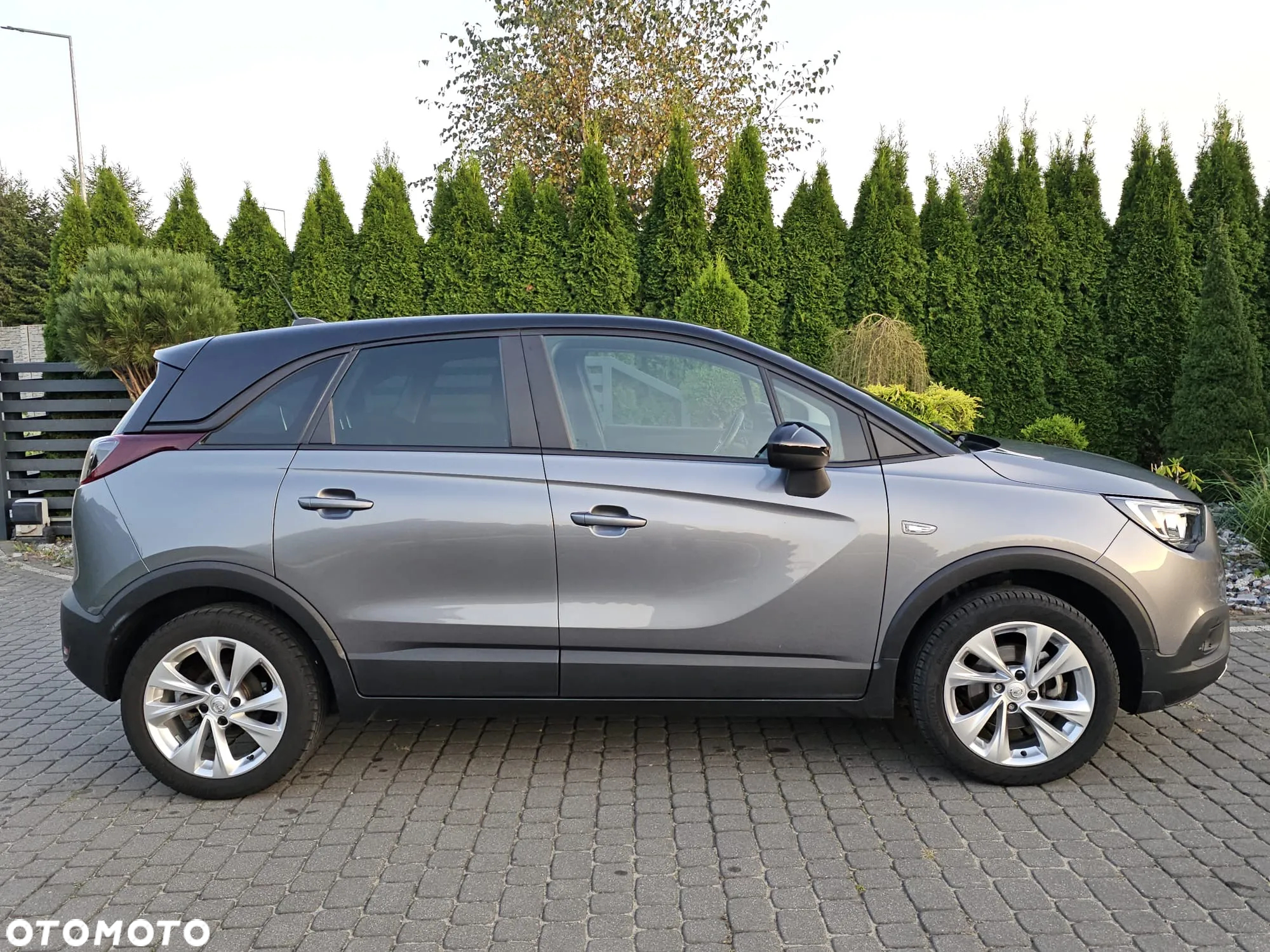 Opel Crossland X 1.2 T Enjoy S&S - 13