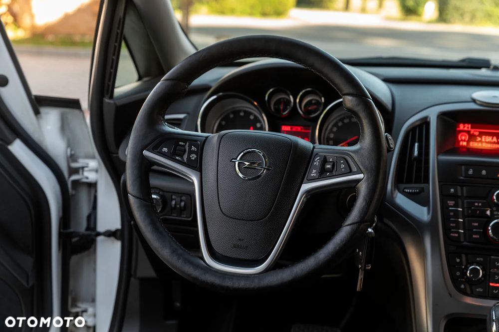 Opel Astra 1.4 Turbo Automatik Cosmo - 22