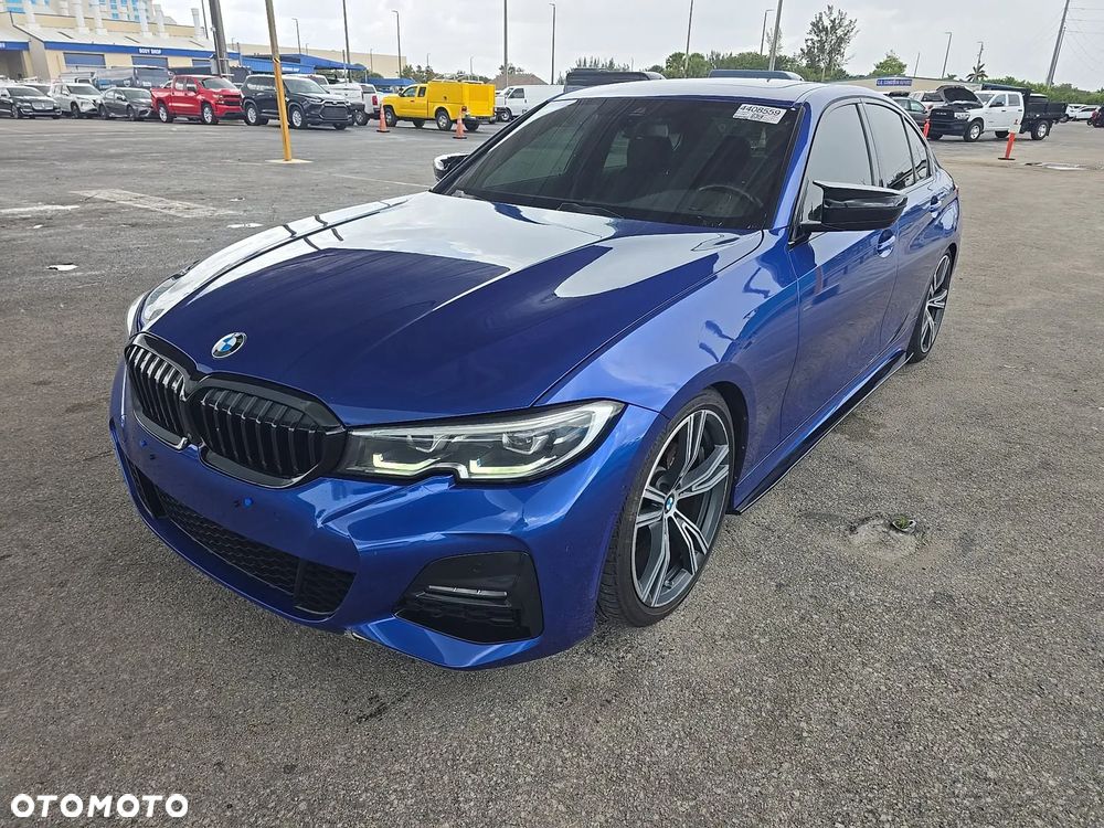 BMW Seria 3 330i M Sport - 1