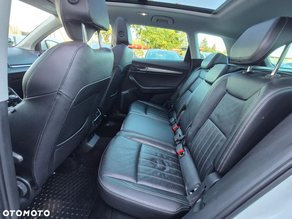 Skoda Karoq 2.0 TDI 4x4 DSG Selection - 28