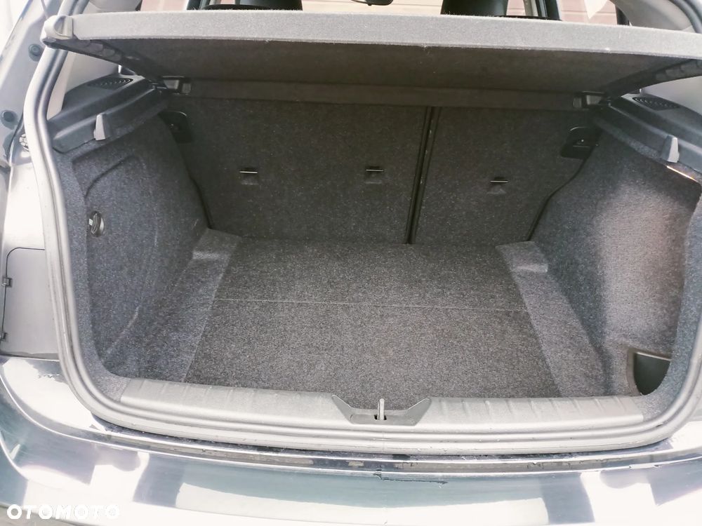 BMW Seria 1 118d DPF - 6