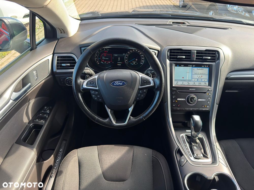 Ford Mondeo - 27