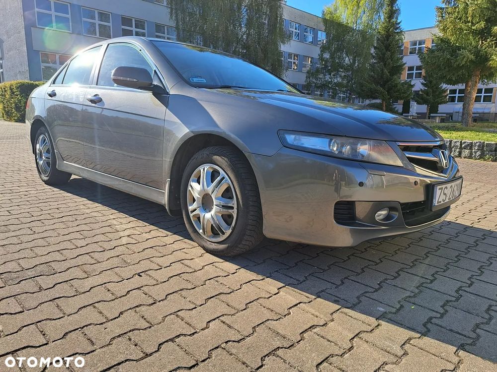Honda Accord 2.0 Sport - 13
