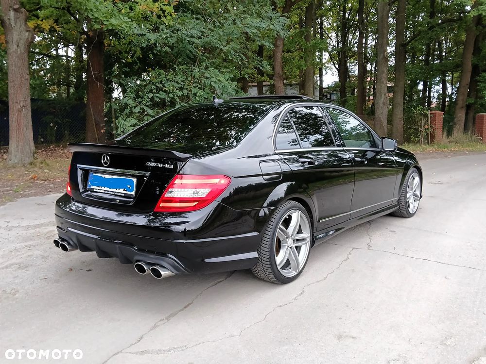 Mercedes-Benz Klasa C 250 CGI Automatik BlueEFFICIENCY SPORT EDITION - 5