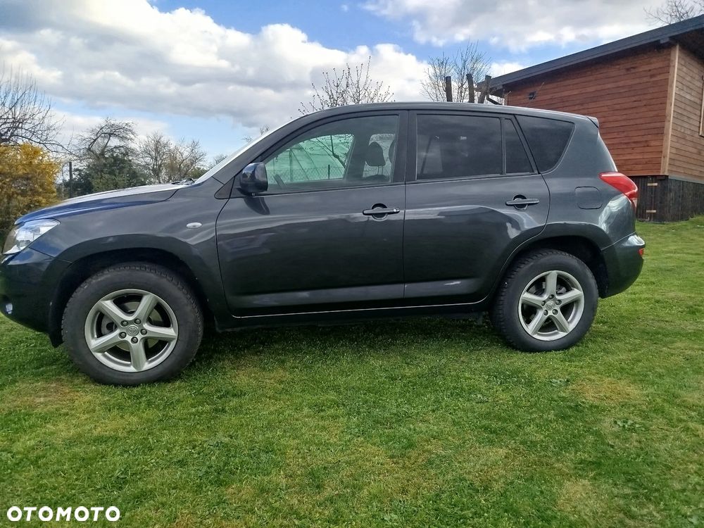 Toyota RAV4 2.0 VVT-i Luna - 4