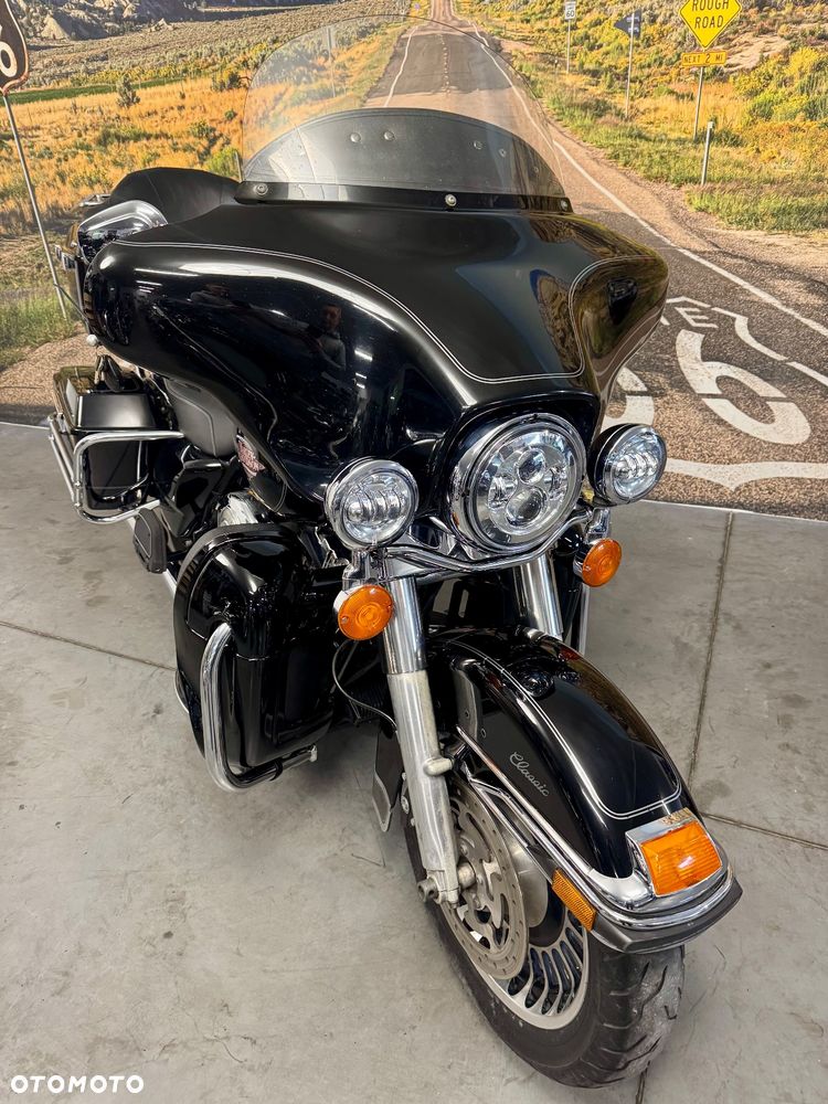 Harley-Davidson Touring Electra Glide - 3