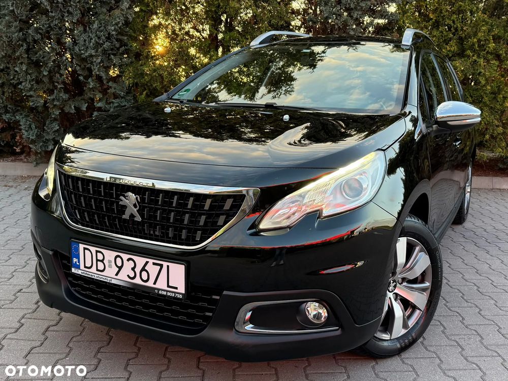 Peugeot 2008 1.2 Pure Tech Allure S&S - 14